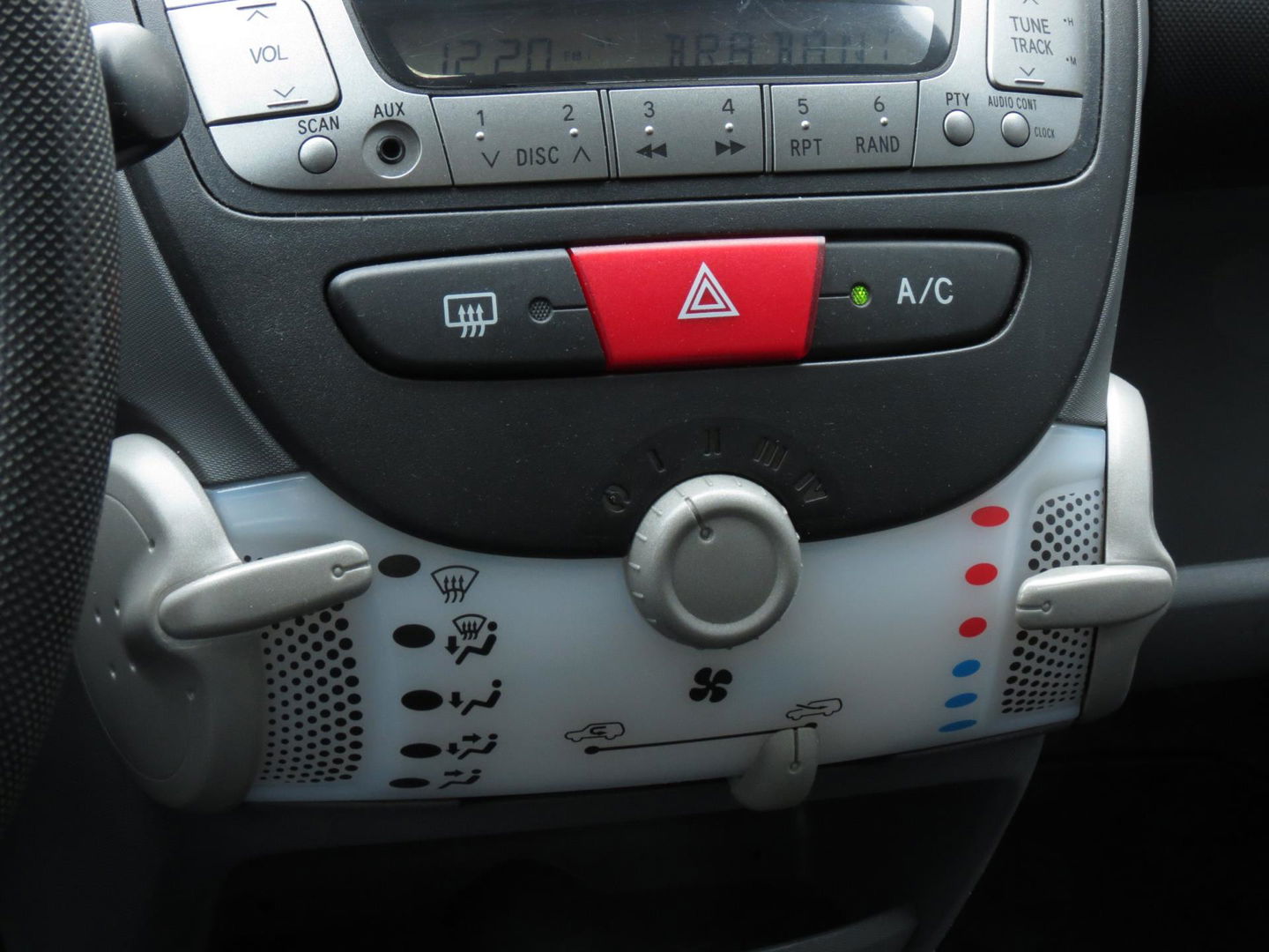 Toyota Aygo 1.0-12V Now| AIRCO | 5-DEURS | NAP | ELEK RAMEN |