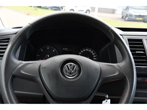 Volkswagen Transporter 2.0 TDI L2H1 DC PB Edition Cruise, Sensoren, Airco, 102PK Trekhaak, Dubbel Cabine, Uniek!
