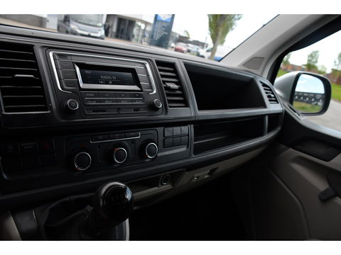 Volkswagen Transporter 2.0 TDI L2H1 DC PB Edition Cruise, Sensoren, Airco, 102PK Trekhaak, Dubbel Cabine, Uniek!