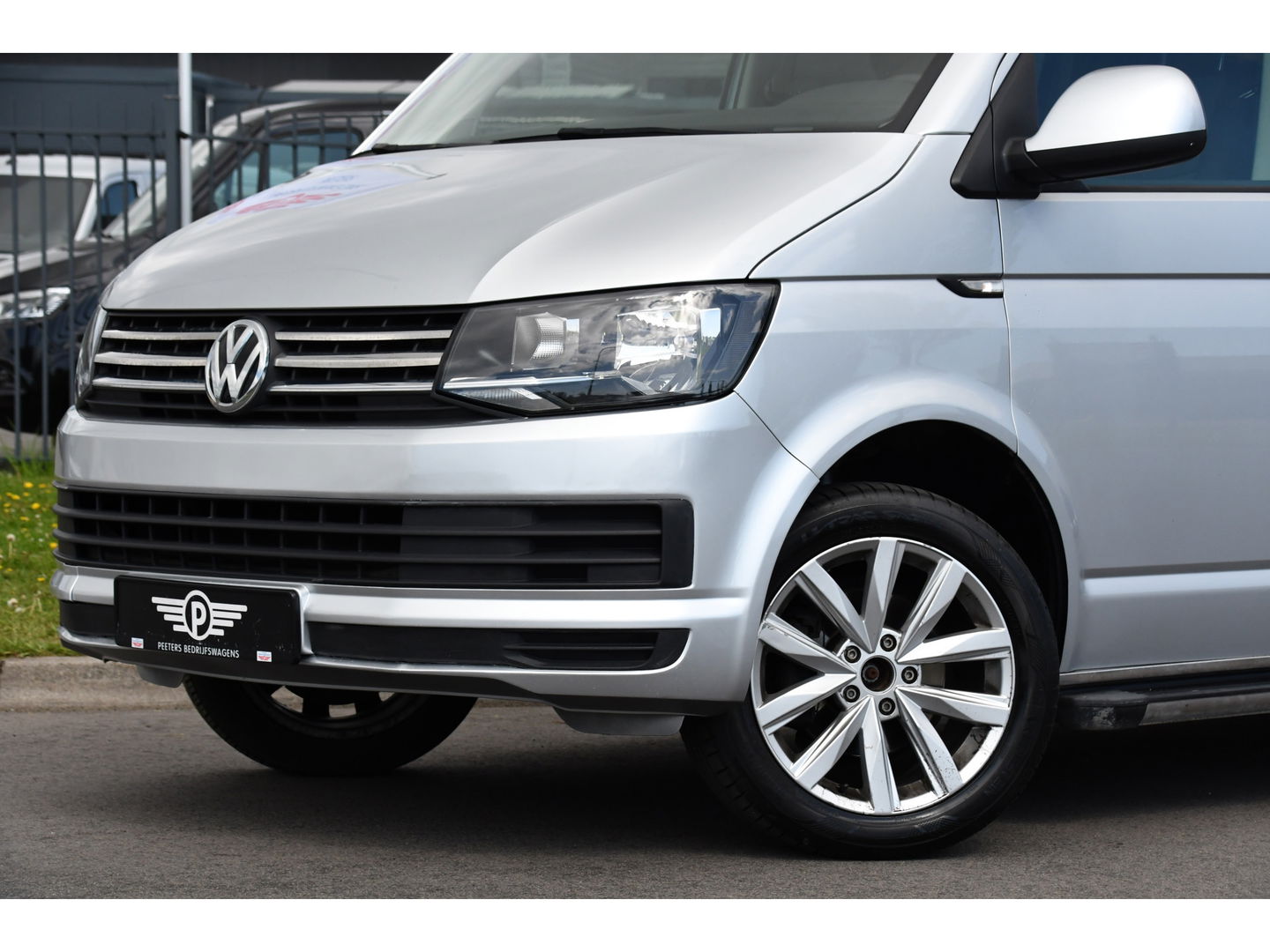 Volkswagen Transporter 2.0 TDI L2H1 DC PB Edition Cruise, Sensoren, Airco, 102PK Trekhaak, Dubbel Cabine, Uniek!