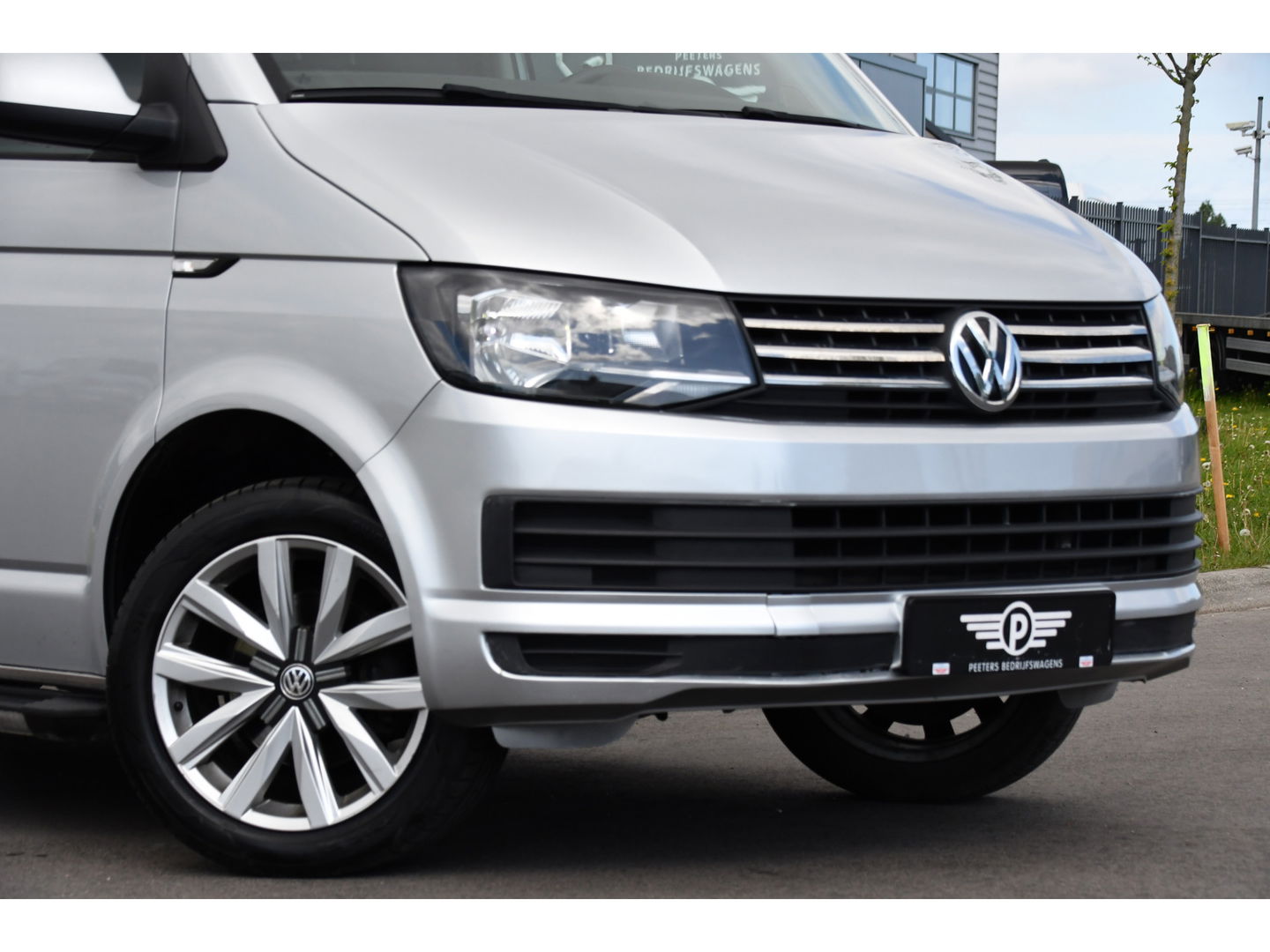 Volkswagen Transporter 2.0 TDI L2H1 DC PB Edition Cruise, Sensoren, Airco, 102PK Trekhaak, Dubbel Cabine, Uniek!