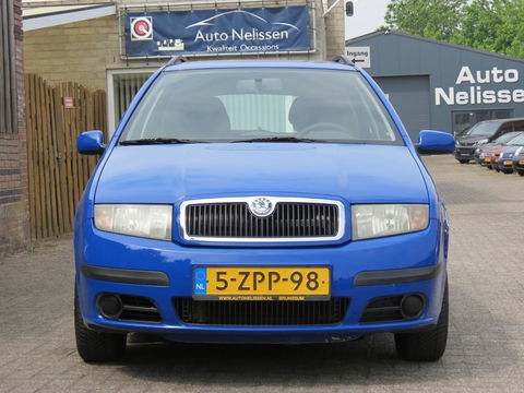 Škoda Fabia Combi 1.4-16V Spirit | AIRCO IJSKOUD | ALL-SEASON BANDEN | RUIME KOFFERBAK |