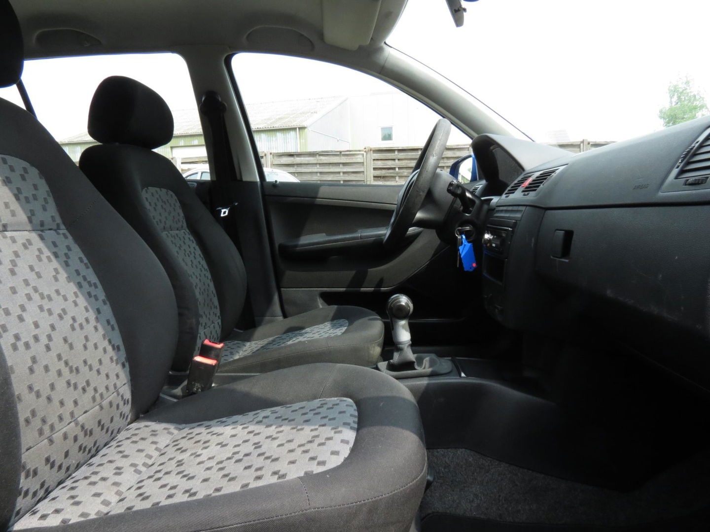 Škoda Fabia Combi 1.4-16V Spirit | AIRCO IJSKOUD | ALL-SEASON BANDEN | RUIME KOFFERBAK |