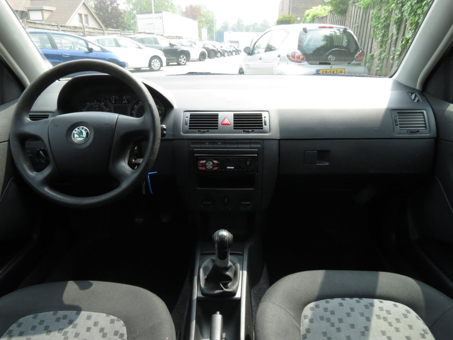 Škoda Fabia Combi 1.4-16V Spirit | AIRCO IJSKOUD | ALL-SEASON BANDEN | RUIME KOFFERBAK |