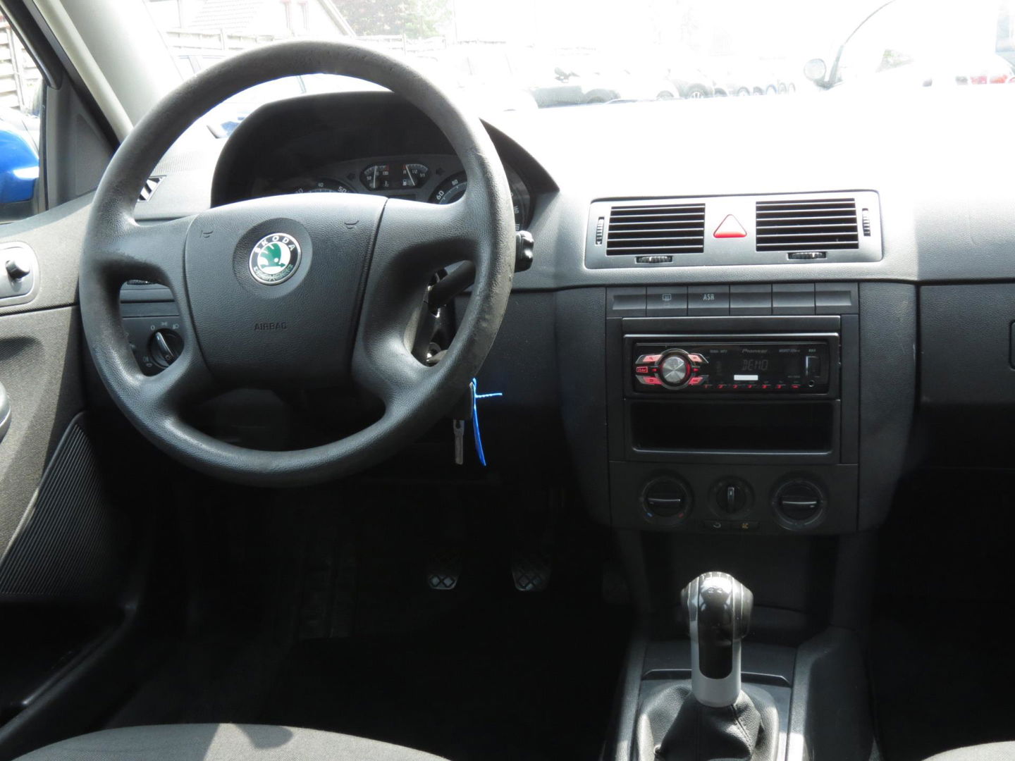 Škoda Fabia Combi 1.4-16V Spirit | AIRCO IJSKOUD | ALL-SEASON BANDEN | RUIME KOFFERBAK |
