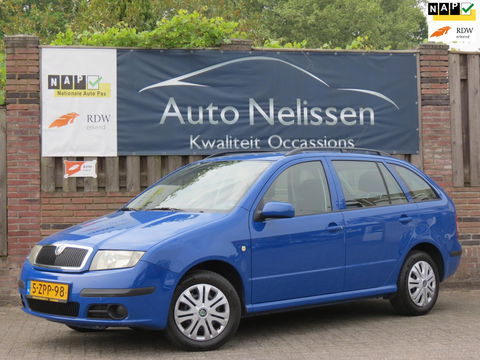 Škoda Fabia Combi 1.4-16V Spirit | AIRCO IJSKOUD | ALL-SEASON BANDEN | RUIME KOFFERBAK |