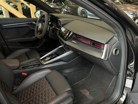 Audi A3 Sportback 2.5 TFSI RS 3 quattro Pano|360c|B&O|Matrix