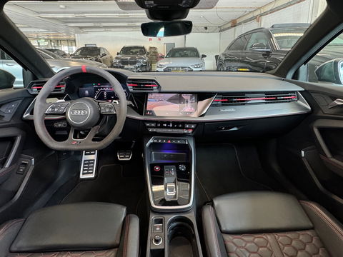 Audi A3 Sportback 2.5 TFSI RS 3 quattro Pano|360c|B&O|Matrix