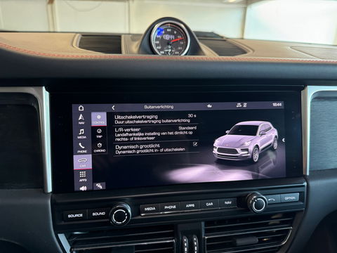 Porsche Macan 2.9 GTS Pano|Sportdesign|Chrono|Luchtv|Trekhaak