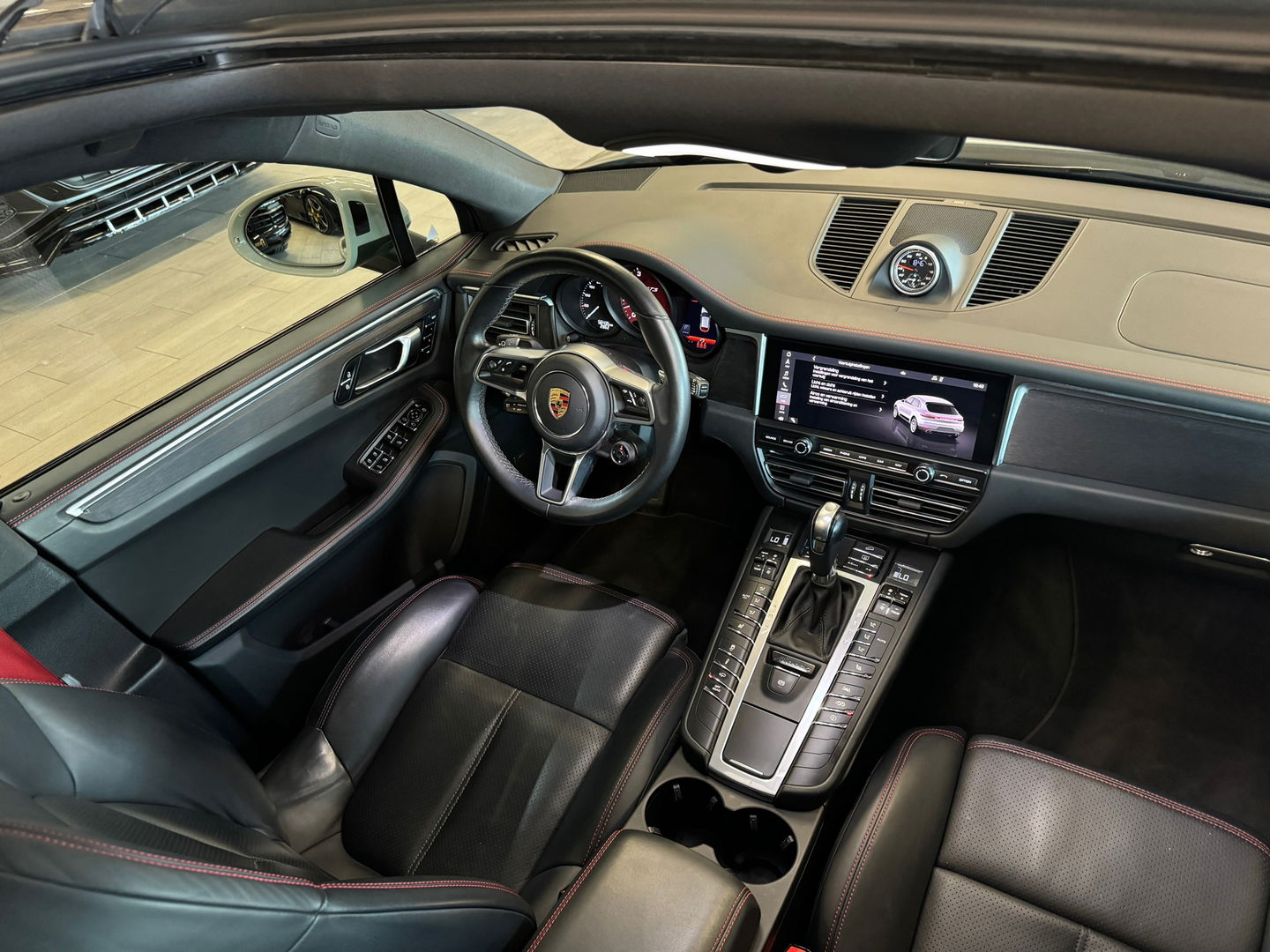 Porsche Macan 2.9 GTS Pano|Sportdesign|Chrono|Luchtv|Trekhaak