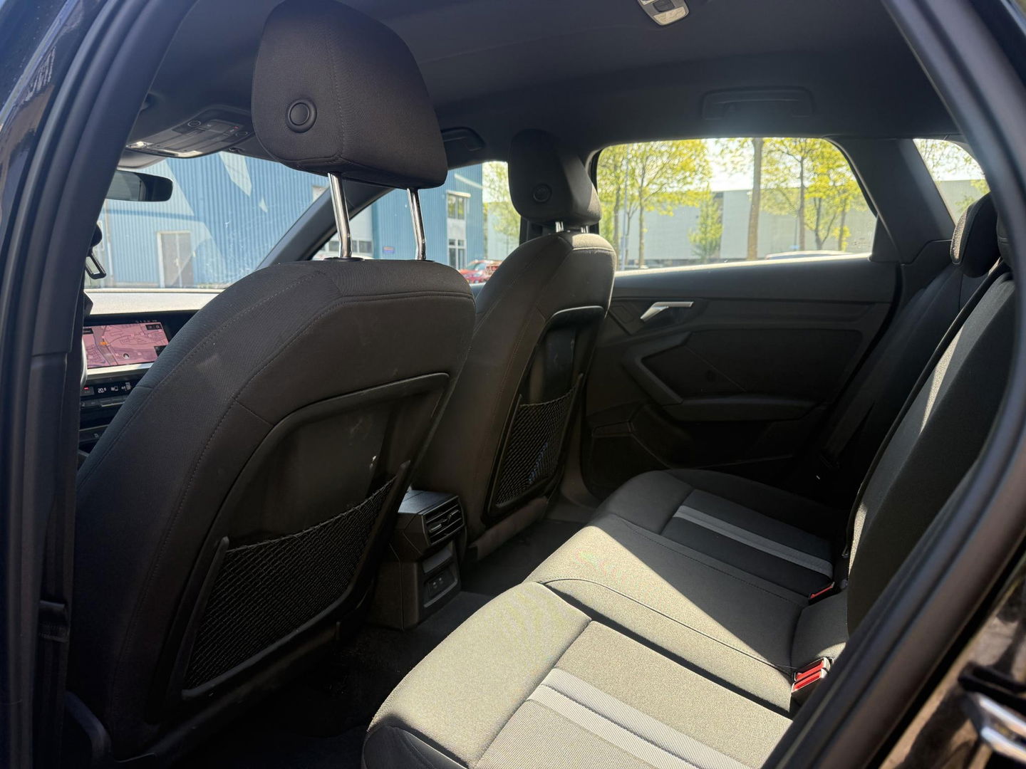 Audi A3 Sportback 35 TFSI S edition trekhaak l stoel verwarming l automaat l 150pk