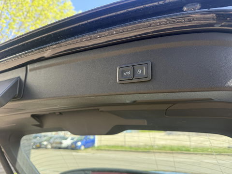 Audi A3 Sportback 35 TFSI S edition trekhaak l stoel verwarming l automaat l 150pk