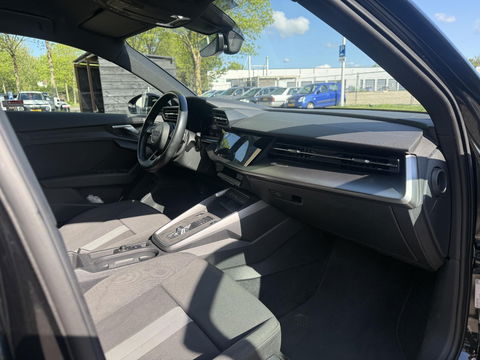 Audi A3 Sportback 35 TFSI S edition trekhaak l stoel verwarming l automaat l 150pk