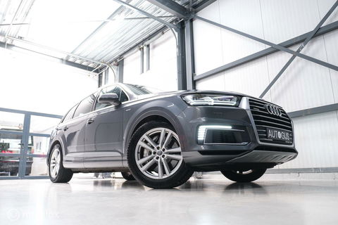 Audi Q7 3.0 TDI e-tron quattro S-Line 373 pk | Luchtvering | Rijklaarprijs | Daytona Grijs | Plug in hybrid | NL auto NAP |