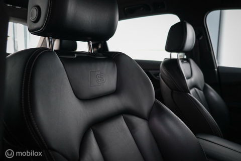 Audi Q7 3.0 TDI e-tron quattro S-Line 373 pk | Luchtvering | Rijklaarprijs | Daytona Grijs | Plug in hybrid | NL auto NAP |