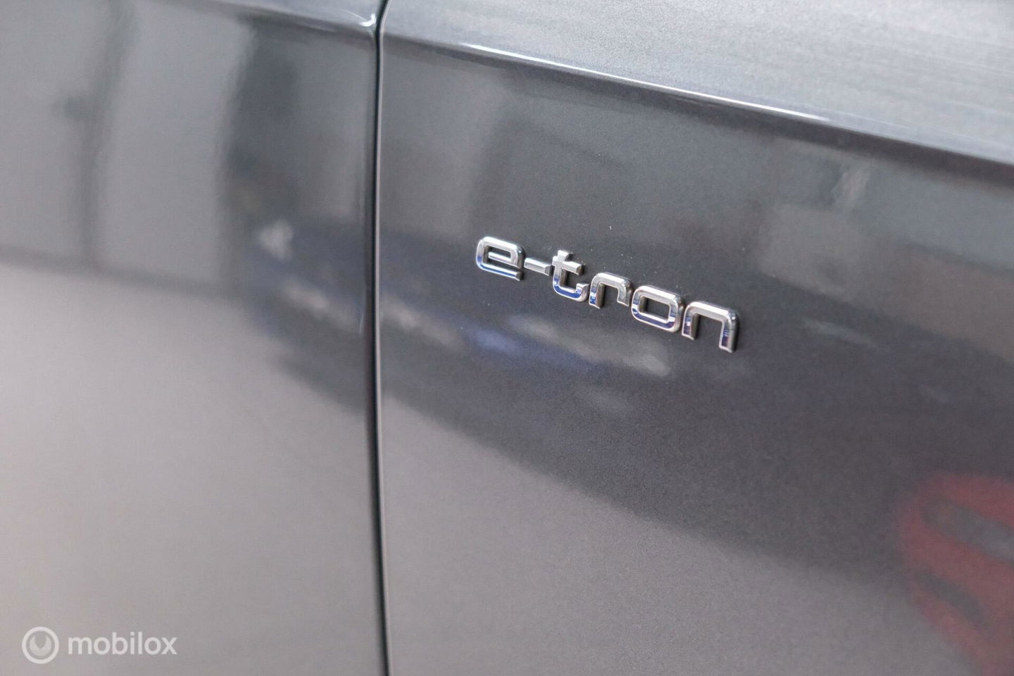 Audi Q7 3.0 TDI e-tron quattro S-Line 373 pk | Luchtvering | Rijklaarprijs | Daytona Grijs | Plug in hybrid | NL auto NAP |