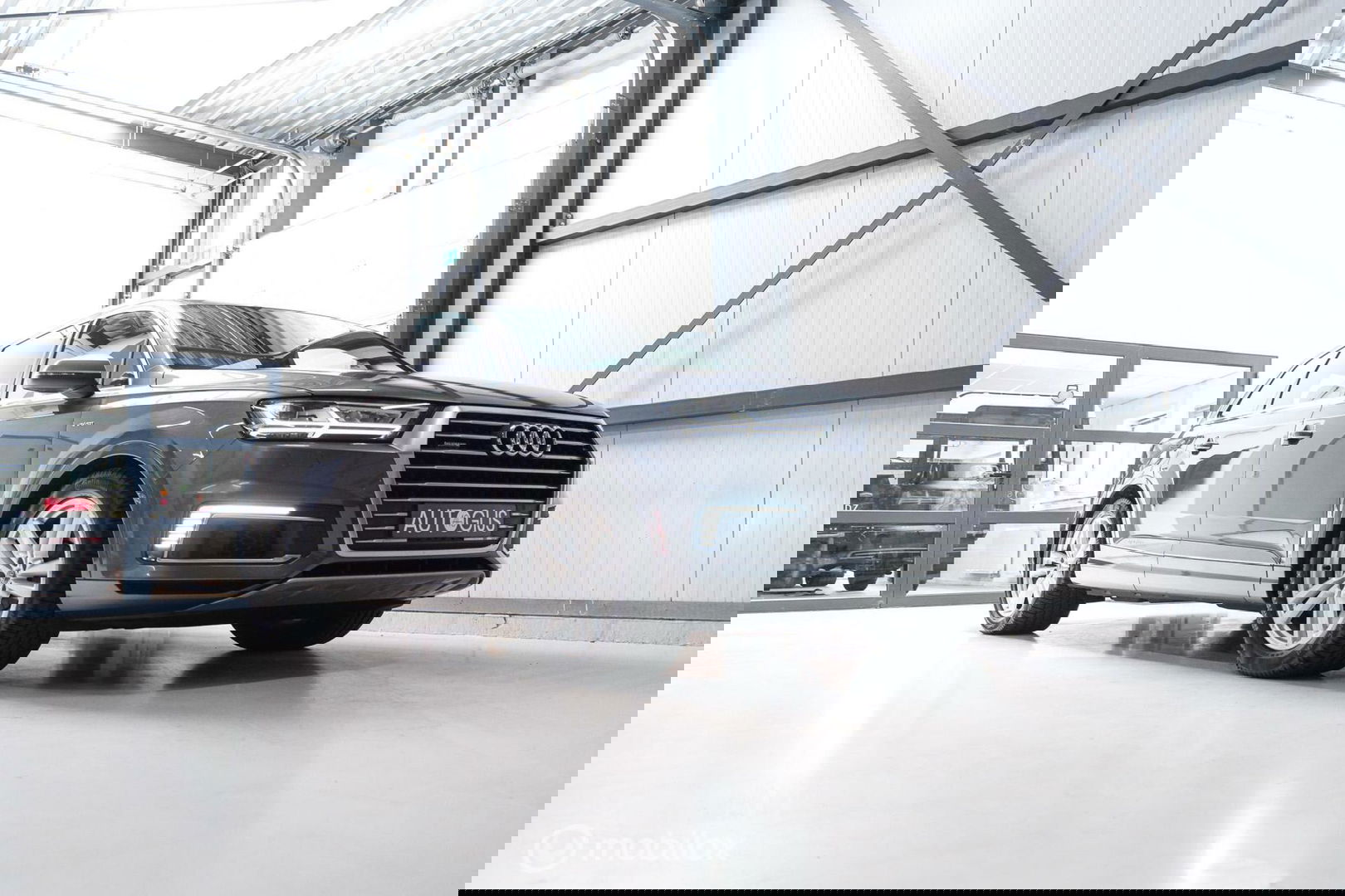 Audi Q7 3.0 TDI e-tron quattro S-Line 373 pk | Luchtvering | Rijklaarprijs | Daytona Grijs | Plug in hybrid | NL auto NAP |