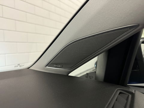 Volkswagen Golf 1.5 TSI Highline R Line Camera|Massage|Dynaudio
