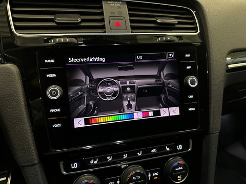 Volkswagen Golf 1.5 TSI Highline R Line Camera|Massage|Dynaudio