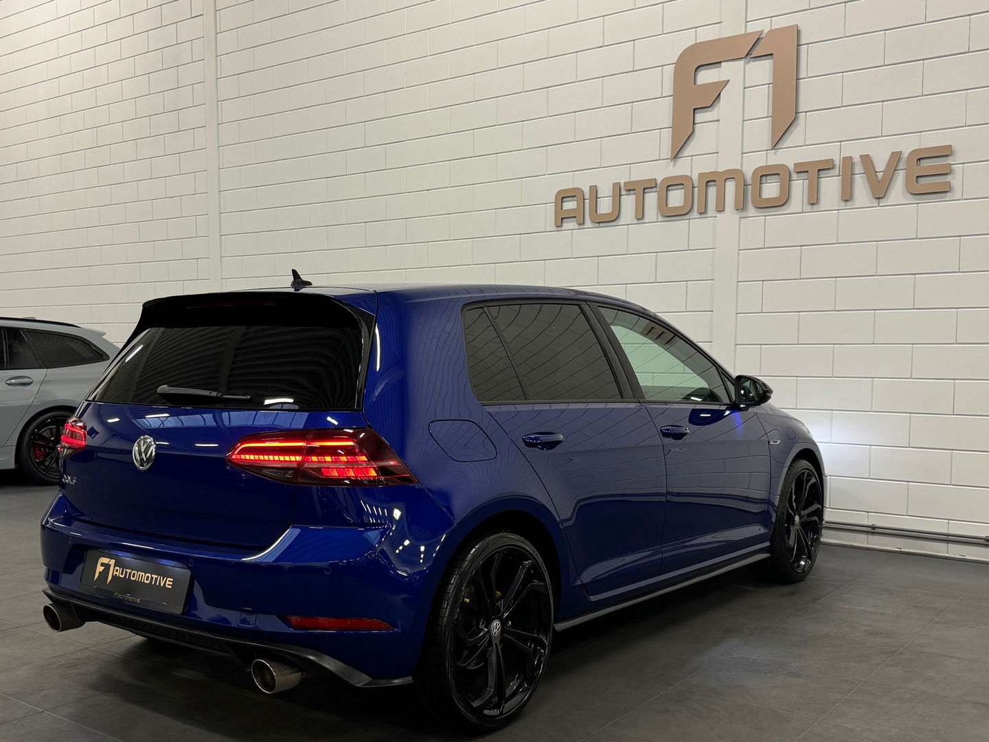 Volkswagen Golf 1.5 TSI Highline R Line Camera|Massage|Dynaudio