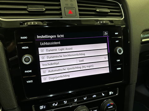 Volkswagen Golf 1.5 TSI Highline R Line Camera|Massage|Dynaudio
