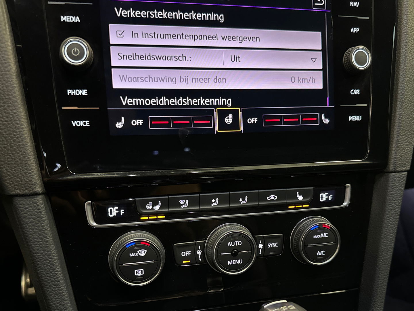 Volkswagen Golf 1.5 TSI Highline R Line Camera|Massage|Dynaudio
