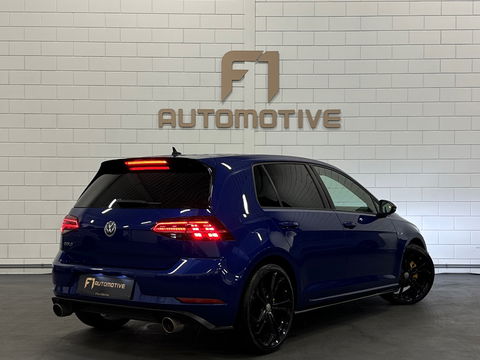 Volkswagen Golf 1.5 TSI Highline R Line Camera|Massage|Dynaudio