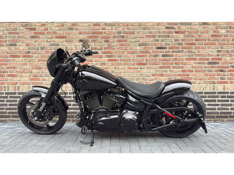 Harley Davidson FXSE Breakout Pro Street CVO 110CI Screaming Eagle