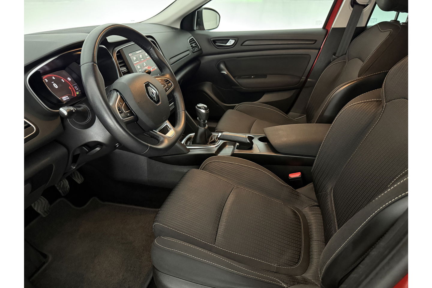 Renault Mégane 1.2 TCe Limited Clima Cruise Navi PDC 16''LMV