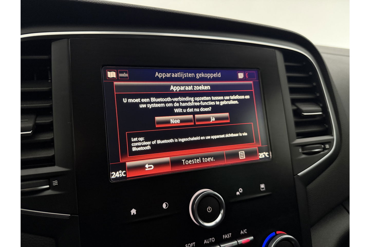 Renault Mégane 1.2 TCe Limited Clima Cruise Navi PDC 16''LMV