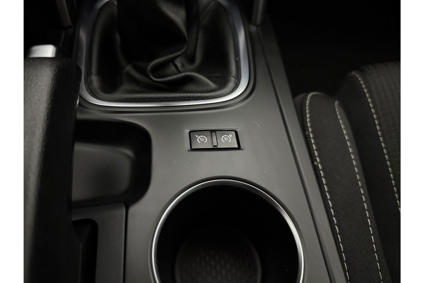 Renault Mégane 1.2 TCe Limited Clima Cruise Navi PDC 16''LMV