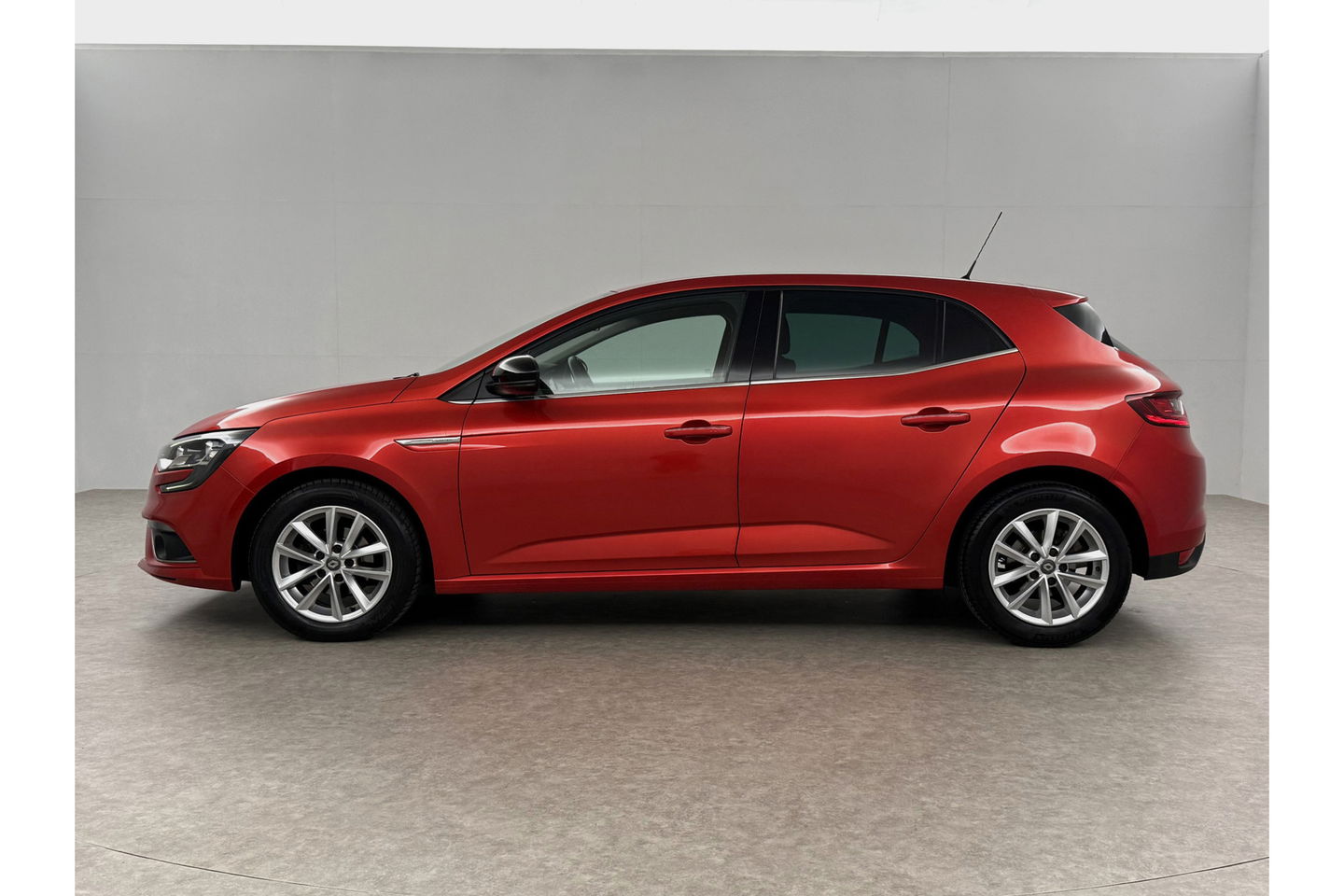 Renault Mégane 1.2 TCe Limited Clima Cruise Navi PDC 16''LMV