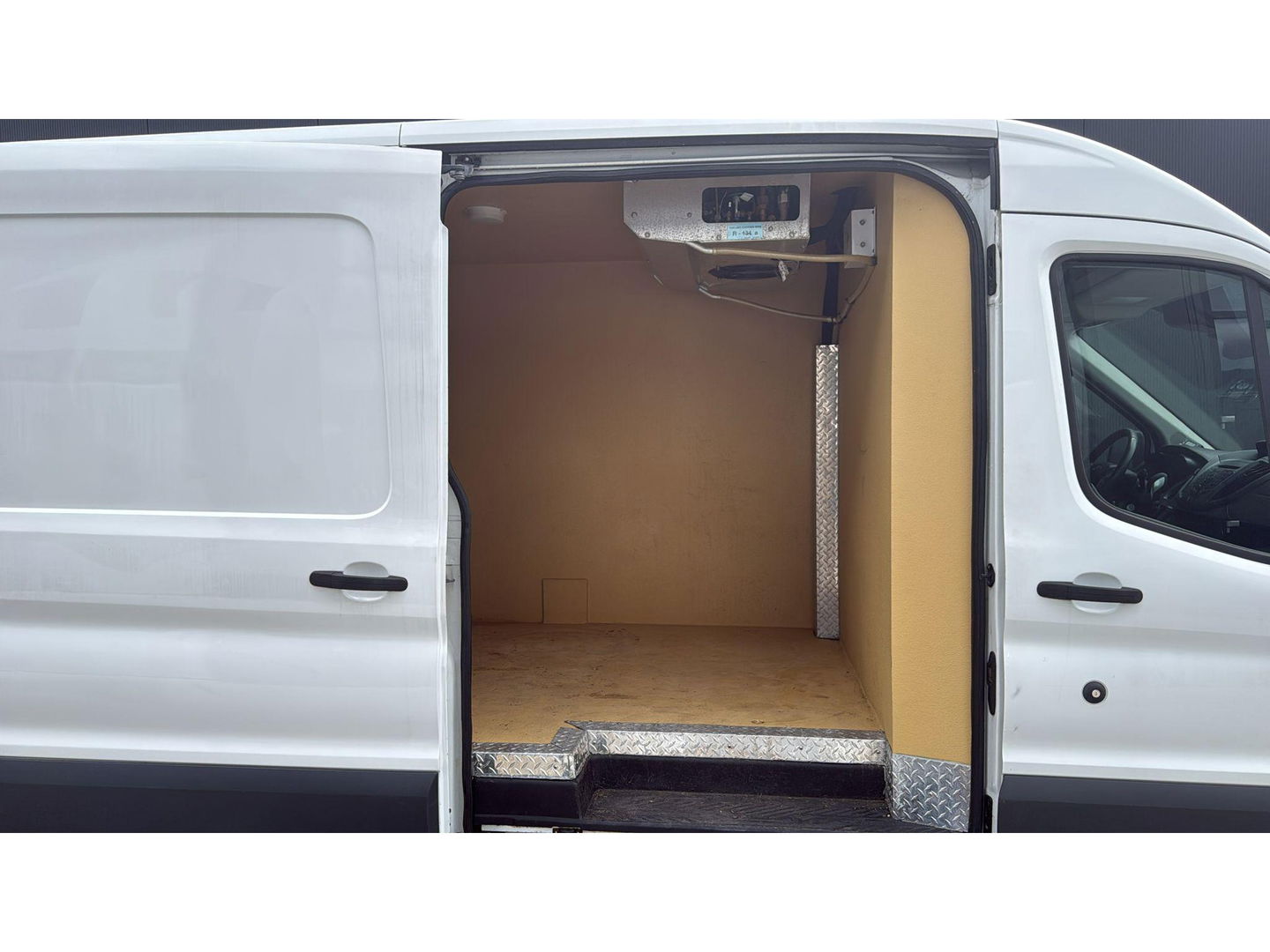 Ford Transit 3.7 V6 Automaat Benzine Camper Marge Koelauto koeler