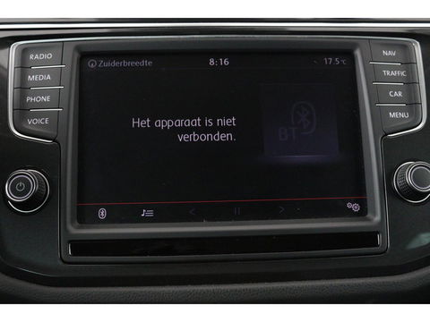 Volkswagen Tiguan 1.4 TSI Connected Series | Trekhaak | Carplay | Camera | Navigatie | Climate control | Park Assist | Climate control