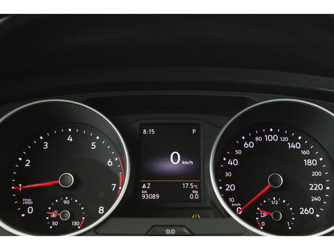 Volkswagen Tiguan 1.4 TSI Connected Series | Trekhaak | Carplay | Camera | Navigatie | Climate control | Park Assist | Climate control