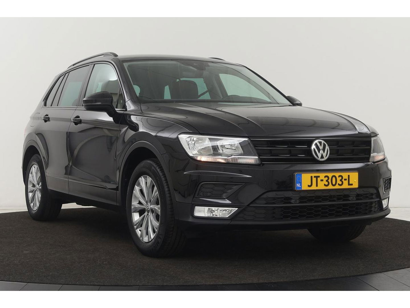 Volkswagen Tiguan 1.4 TSI Connected Series | Trekhaak | Carplay | Camera | Navigatie | Climate control | Park Assist | Climate control