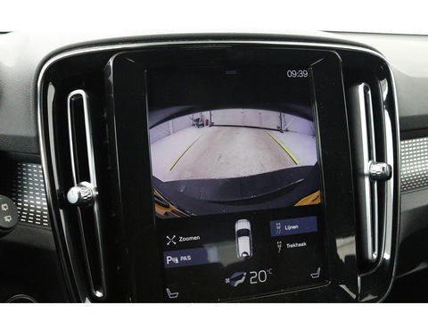 Volvo XC40 1.5 T3 R-Design | Stoel & stuurverwarming | Trekhaak | Camera | Navigatie | Achterbankverwarming | Leder/Alcantara | Full LED