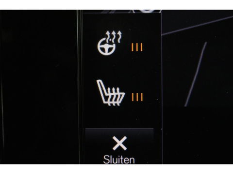 Volvo XC40 1.5 T3 R-Design | Stoel & stuurverwarming | Trekhaak | Camera | Navigatie | Achterbankverwarming | Leder/Alcantara | Full LED