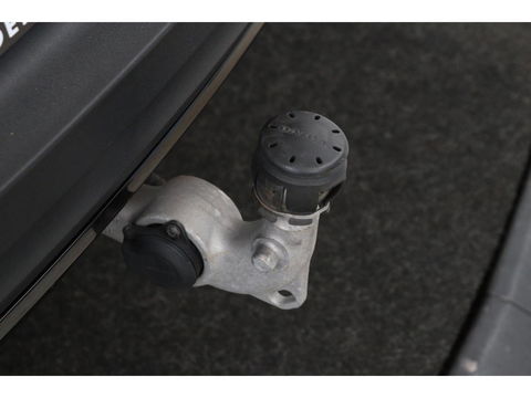 Volvo XC40 1.5 T3 R-Design | Stoel & stuurverwarming | Trekhaak | Camera | Navigatie | Achterbankverwarming | Leder/Alcantara | Full LED