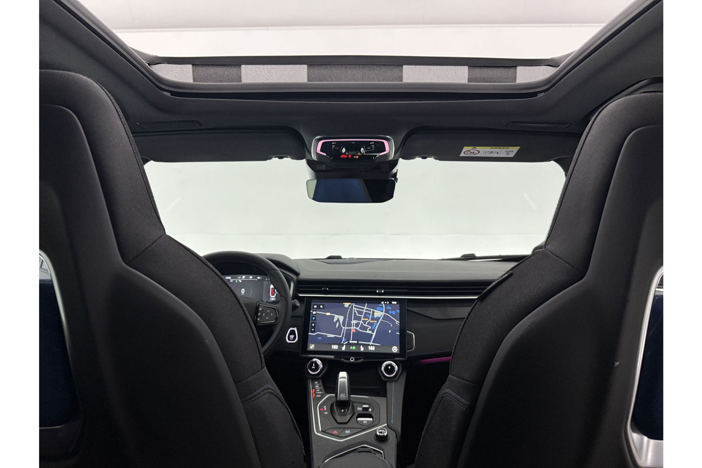Lynk Co 01 1.5 262PK Hybride Pano LED Sfeer Adaptive Cruise 360Camera Virtual Carplay Clima Navi Memory-seat 20"LMV