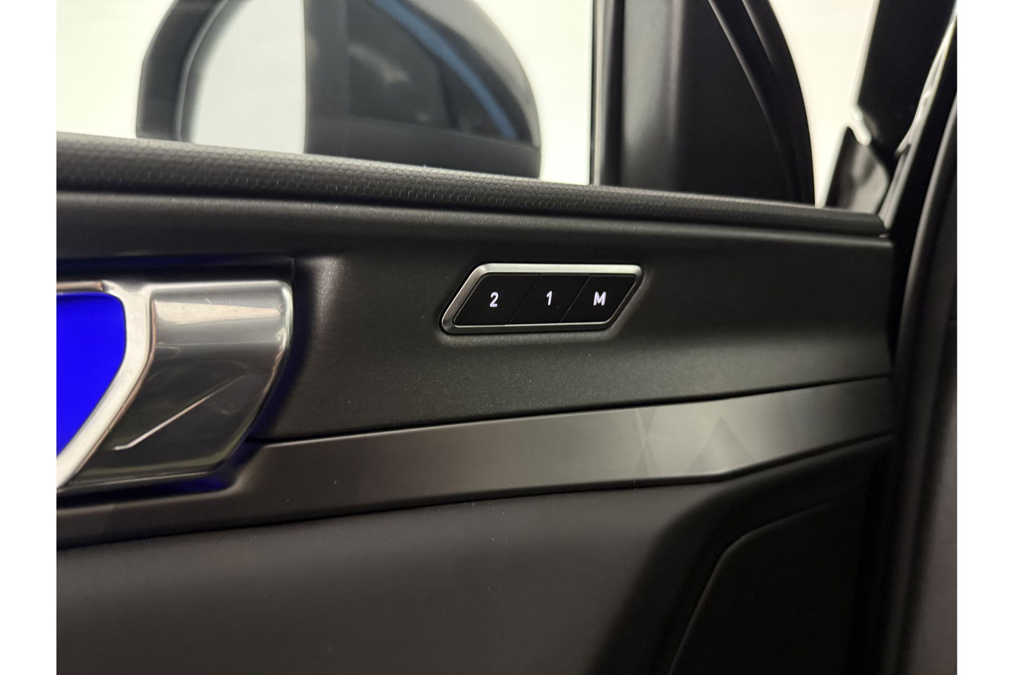 Lynk Co 01 1.5 262PK Hybride Pano LED Sfeer Adaptive Cruise 360Camera Virtual Carplay Clima Navi Memory-seat 20"LMV