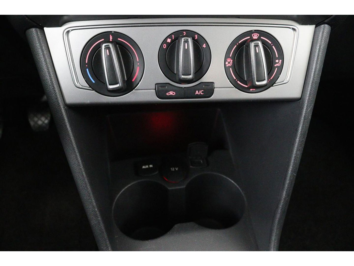Volkswagen Polo 1.0 TSI Edition | Carplay | Navigatie | Cruise control | Airco | Bluetooth
