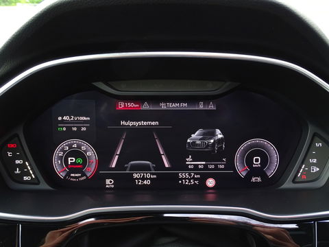 Audi Q3 45 TFSI 230PK Quattro / S-Line / B&O / Audi Exclusive / Matrix