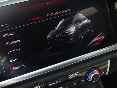 Audi Q3 45 TFSI 230PK Quattro / S-Line / B&O / Audi Exclusive / Matrix