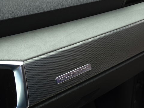 Audi Q3 45 TFSI 230PK Quattro / S-Line / B&O / Audi Exclusive / Matrix