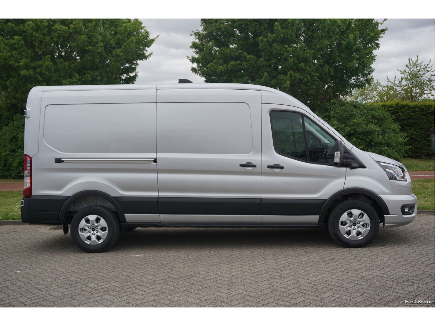 Ford Transit 350L L3H2 Limited AUT-8 165PK BPM VRIJ Navi, Adap. Cruise, 360° Cam, Trekhaak, 2x Schuifdeur!! NR. 245