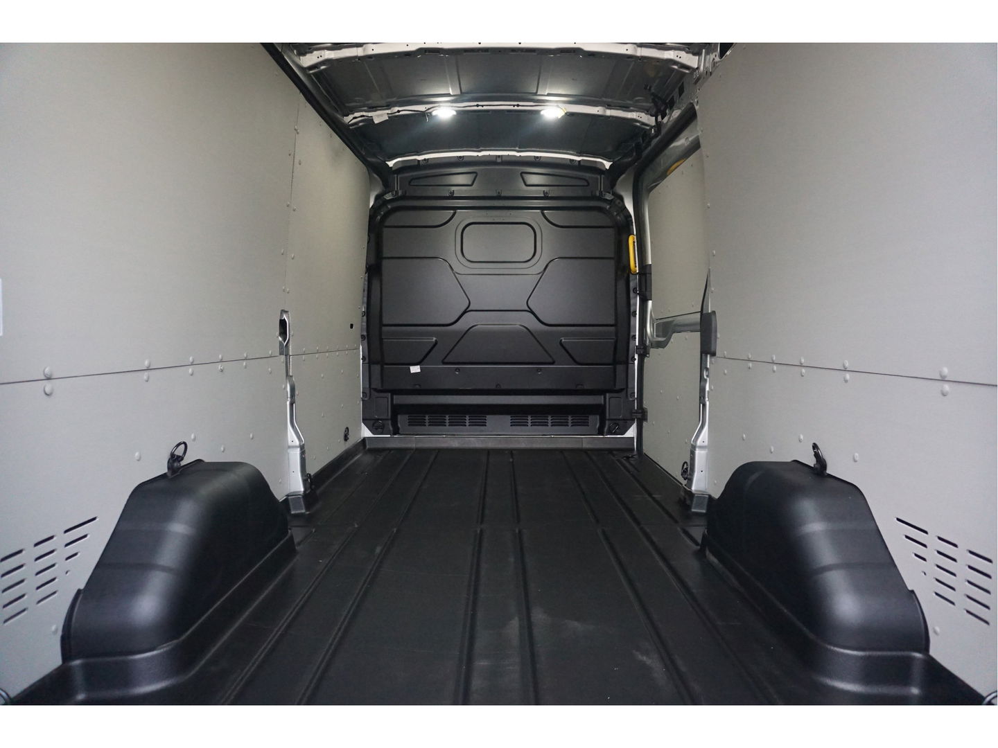 Ford Transit 350L L3H2 Limited AUT-8 165PK BPM VRIJ Navi, Adap. Cruise, 360° Cam, Trekhaak, Xenon!! NR. 274