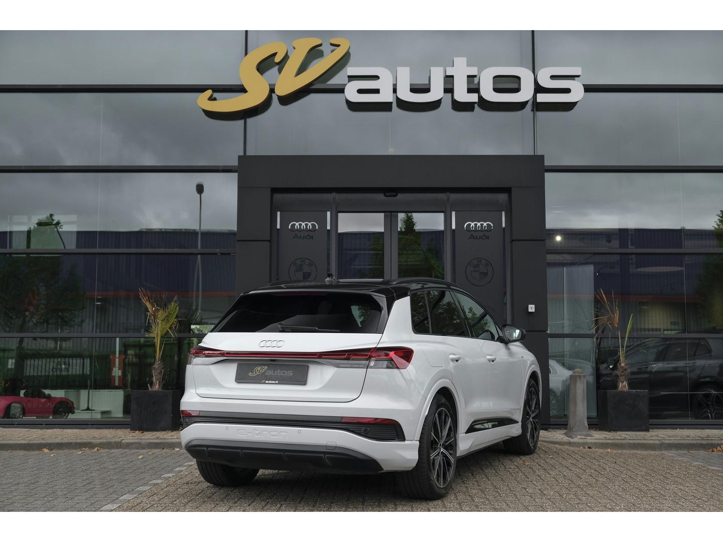 Audi Q4 e-tron 40 204pk Competition S-line 77 kWh Sonos audio Head-up *Marge* Trekhaak elektrisch Camera Adaptive cruise NLauto