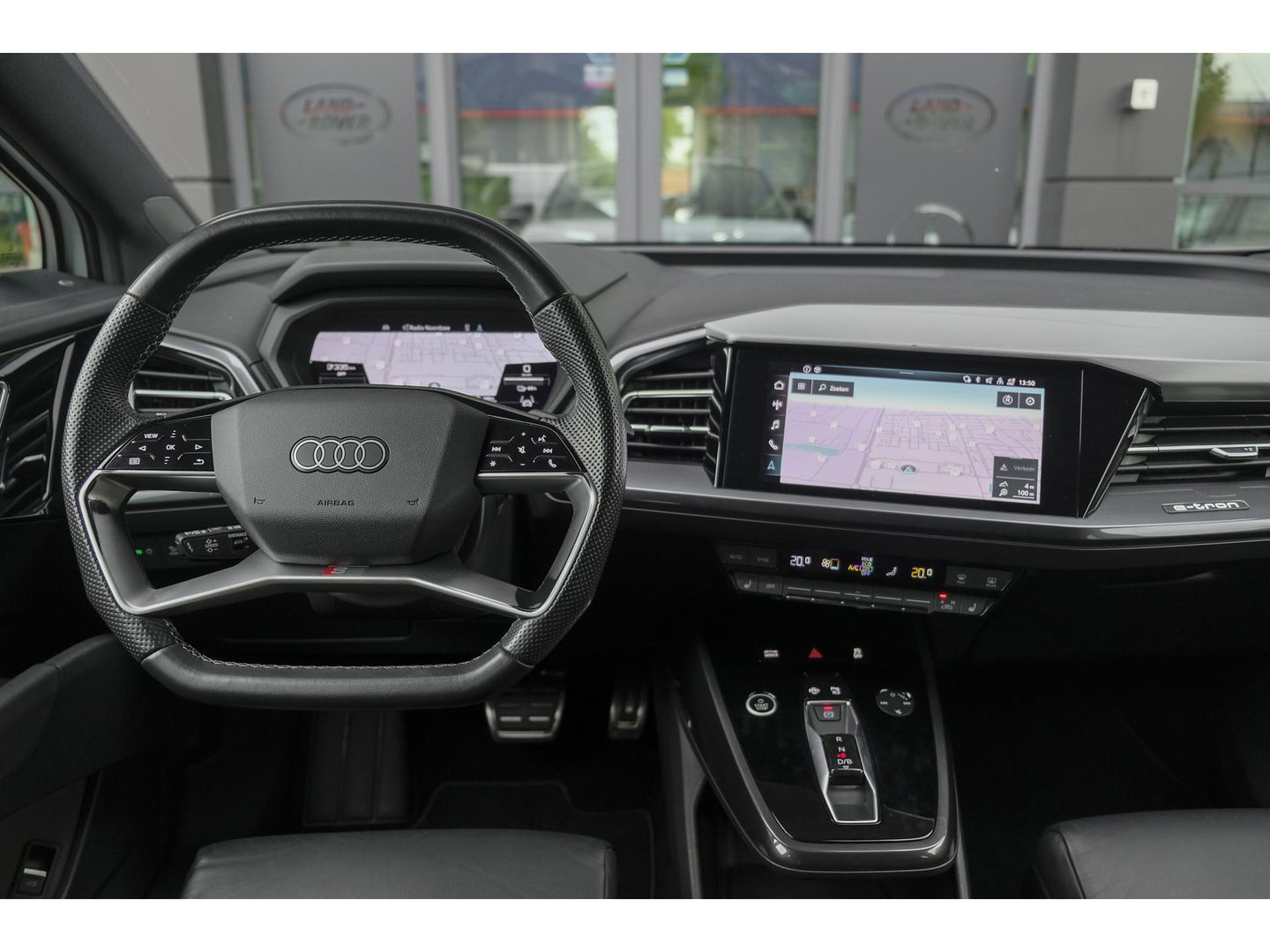 Audi Q4 e-tron 40 204pk Competition S-line 77 kWh Sonos audio Head-up *Marge* Trekhaak elektrisch Camera Adaptive cruise NLauto