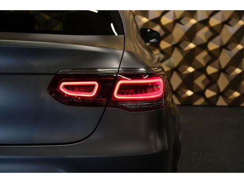 Mercedes-Benz GLC Coupé GLC200 AMG 197pk Schuifdak Magno matgrijs Digital cockpit Burmester Distronic+ Multibeam led Trekhaak 20" LMV NLauto